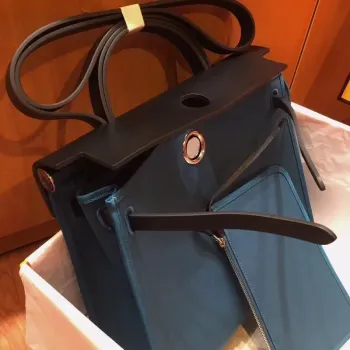 Hermes Herbag Zip 31cm Taška v černé a modré barvě