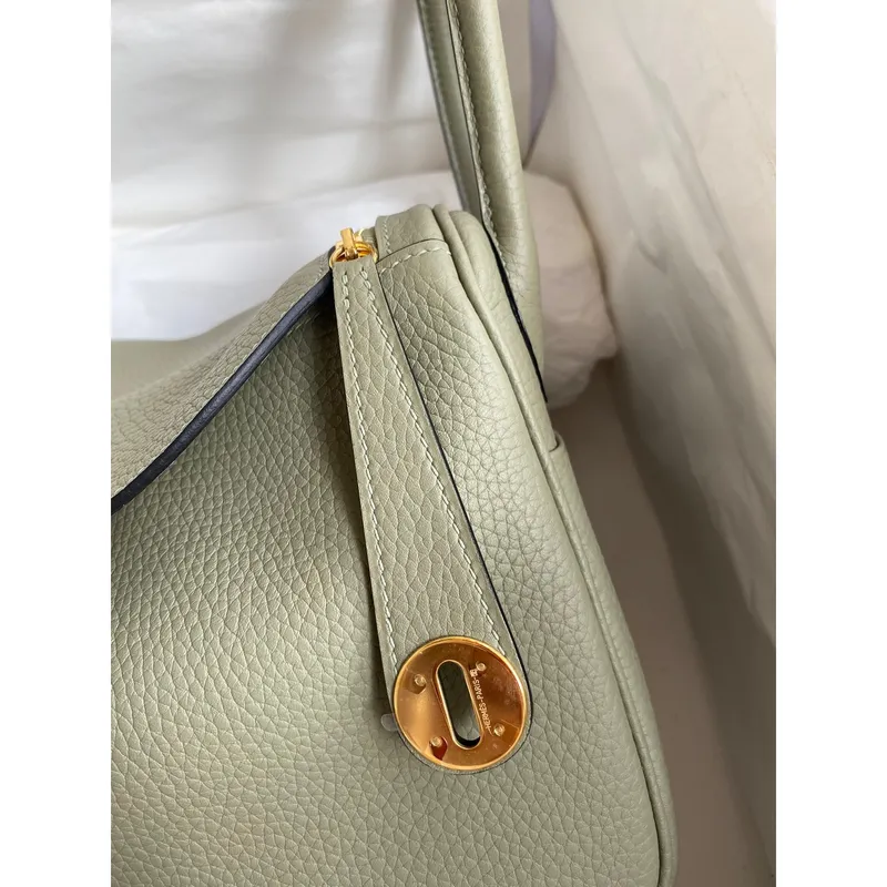 Hermes Lindy 26 Ručně vyráběná taška v kůži Sauge Clemence