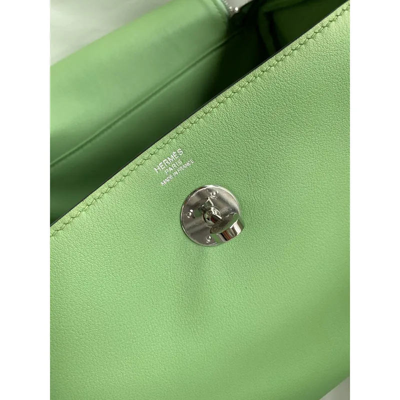 Hermes Lindy 26 Ručně vyráběná taška v barvě Vert Cypres z hladké telecí kůže