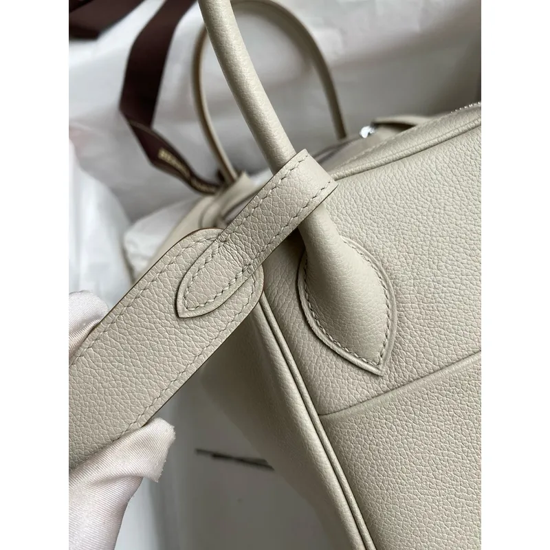 Hermes Lindy 26 Ručně vyráběná taška v Beton Swift telecí kůži