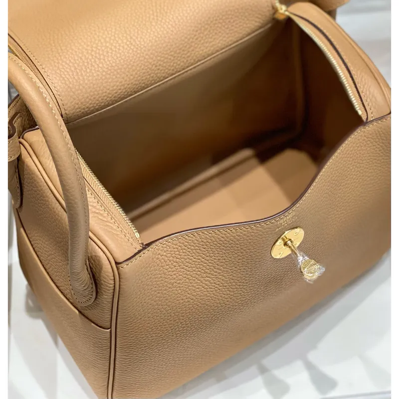 Kabelka Hermes Lindy 26 cm v kůži Chai Clemence s GHW