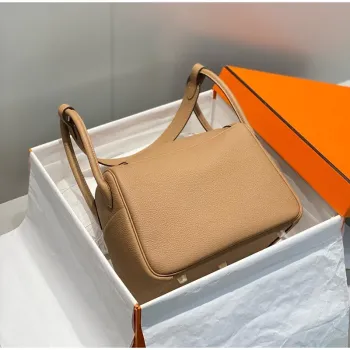 Kabelka Hermes Lindy 26 cm v kůži Chai Clemence s GHW