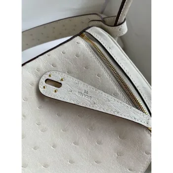 Hermes Lindy 26 Ručně vyráběná taška v kůži z pštrosa Craie