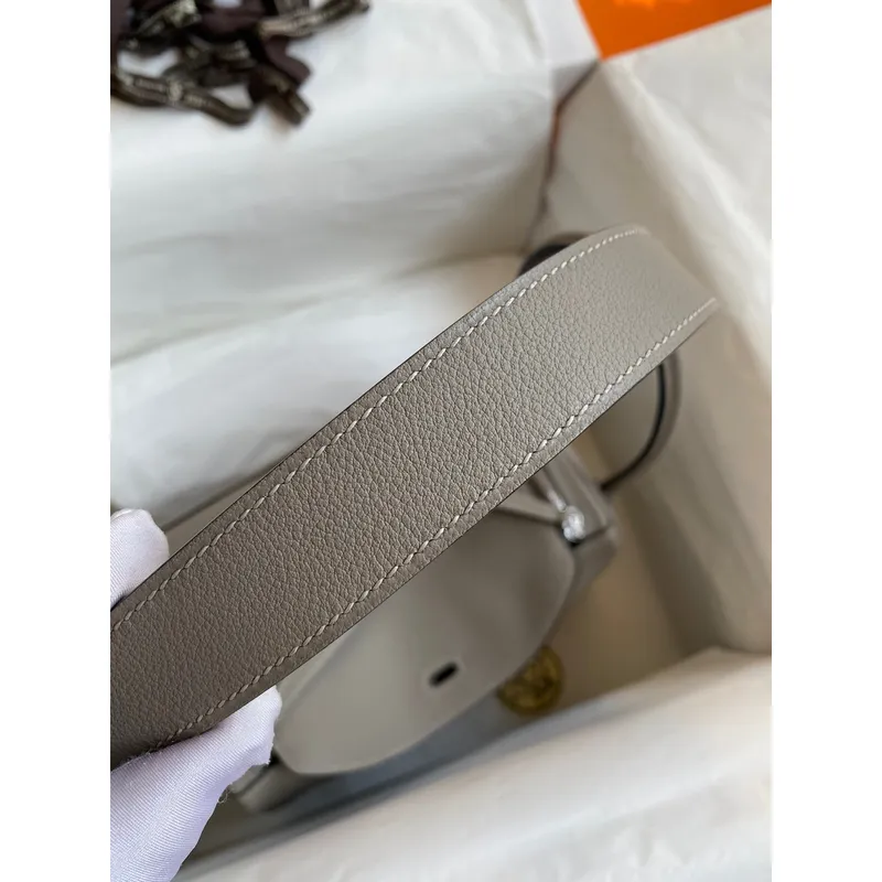 Hermes Lindy 26 Ručně vyráběná taška v kůži Evercolor v odstínu Gris Asphalt