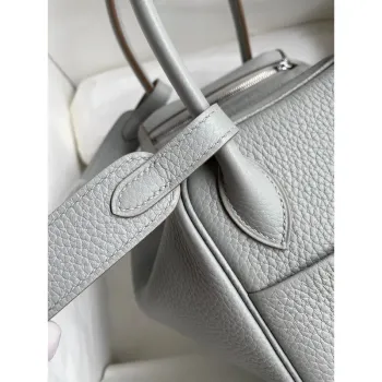 Hermes Lindy 26 Ručně vyráběná taška v modré ledovcové kůži Clemence