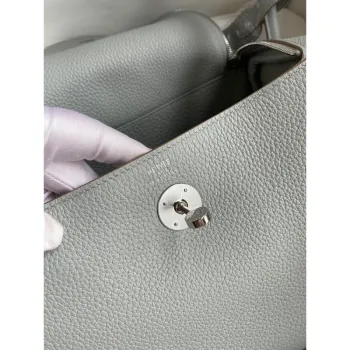 Hermes Lindy 26 Ručně vyráběná taška v modré ledovcové kůži Clemence