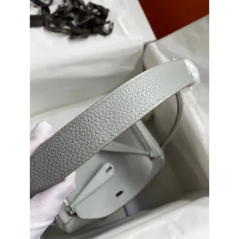 Hermes Lindy 26 Ručně vyráběná taška v modré ledovcové kůži Clemence