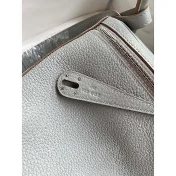 Hermes Lindy 26 Ručně vyráběná taška v modré ledovcové kůži Clemence