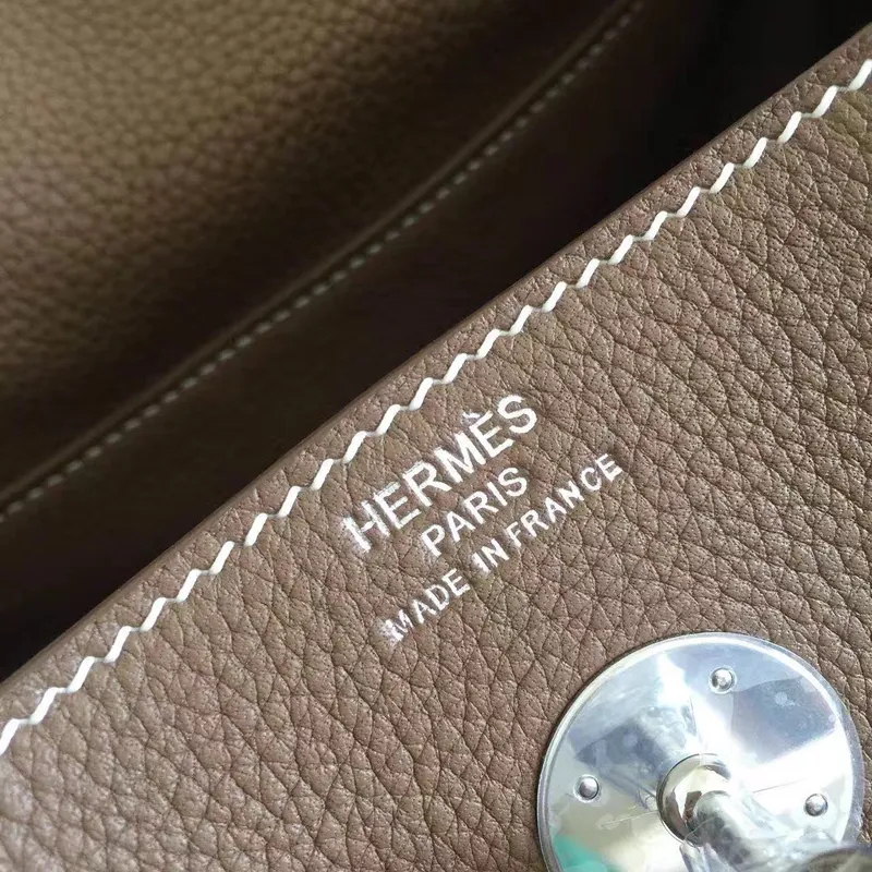 Hermes Taupe Lindy 26cm Clemence Ručně vyráběná taška