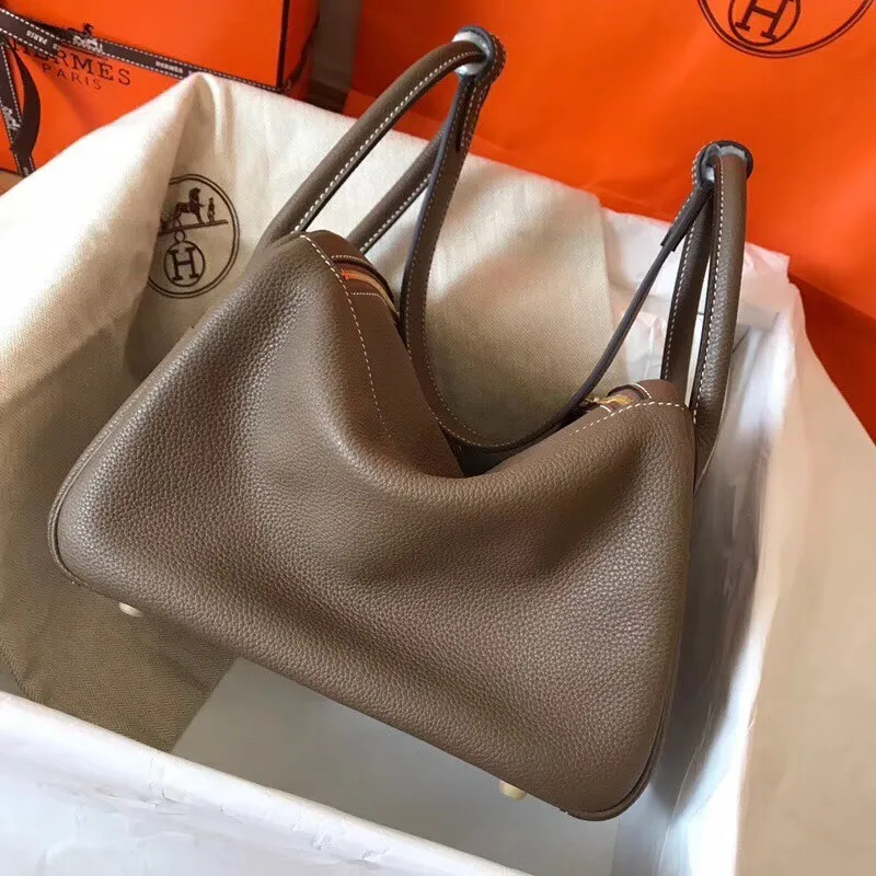 Hermes Taupe Lindy 26cm Clemence Ručně vyráběná taška