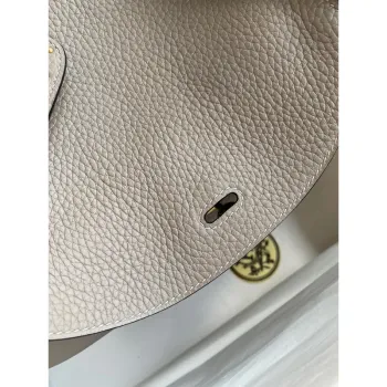 Hermes Lindy 26 Ručně vyráběná taška v kůži Clemence v odstínu Gris Asphalt