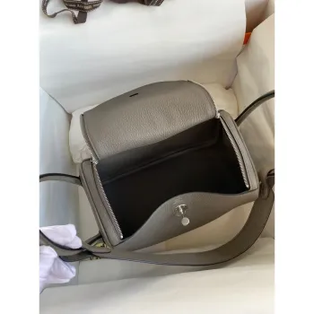 Hermes Lindy 26 Ručně vyráběná taška z kůže Etain Clemence