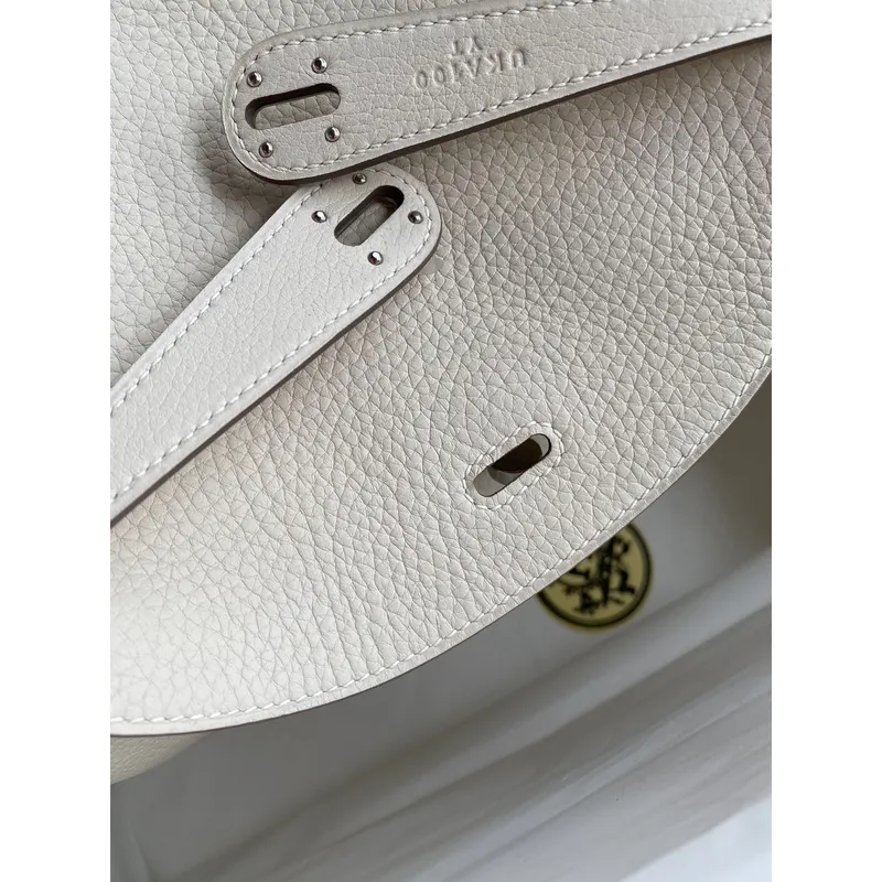 Hermes Lindy 26 Ručně vyráběná taška z kůže Clemence v odstínu Craie