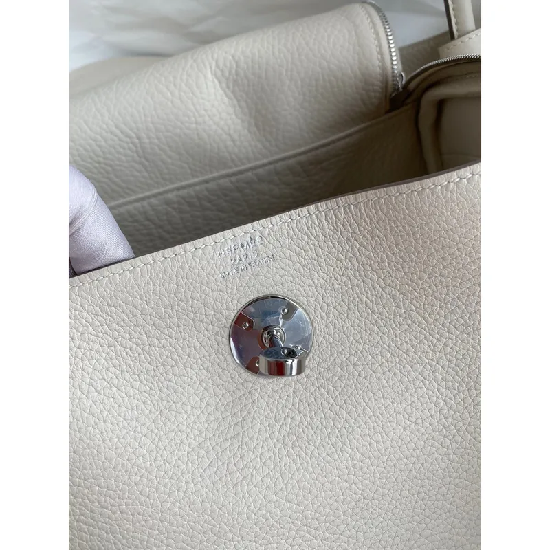 Hermes Lindy 26 Ručně vyráběná taška z kůže Clemence v odstínu Craie