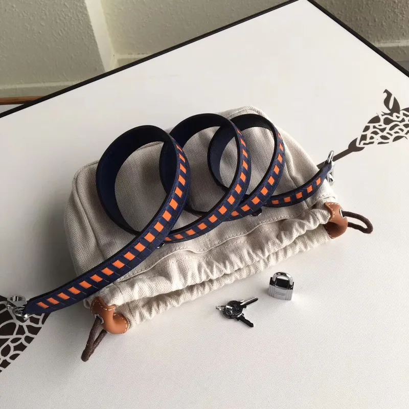 Hermes Námořnická modrá Picotin Lock 18cm taška s pletenými rukojeťmi