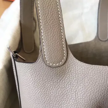 Hermes Tourterelle Picotin Lock PM 18cm Ručně vyráběná taška