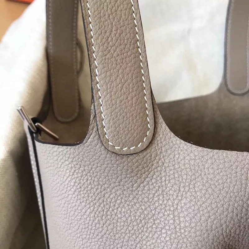 Hermes Tourterelle Picotin Lock PM 18cm Ručně vyráběná taška