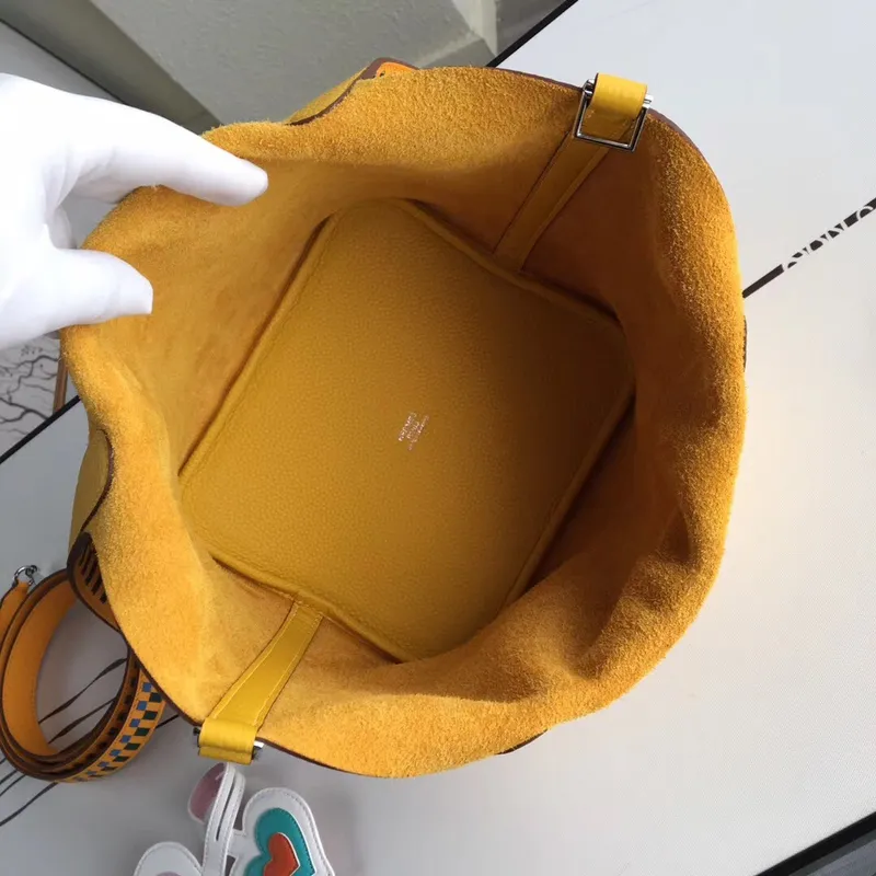 Hermes Žlutá Picotin Lock 22cm Taška s Pletenou Rukojetí