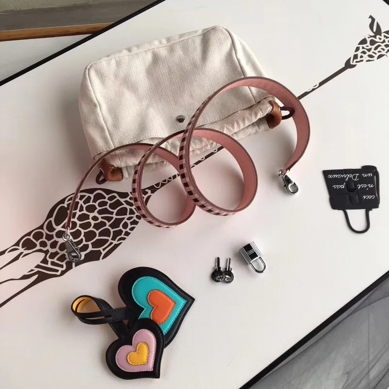 Hermes Pink Picotin Lock 22cm Taška s pletenou rukojetí