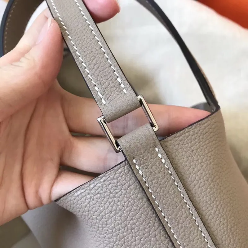 Hermes Tourterelle Picotin Lock MM 22cm Ručně vyráběná taška