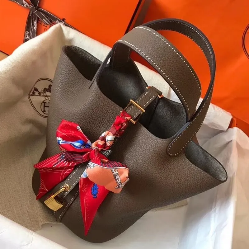 Hermes Taupe Picotin Lock MM 22cm Ručně vyráběná taška