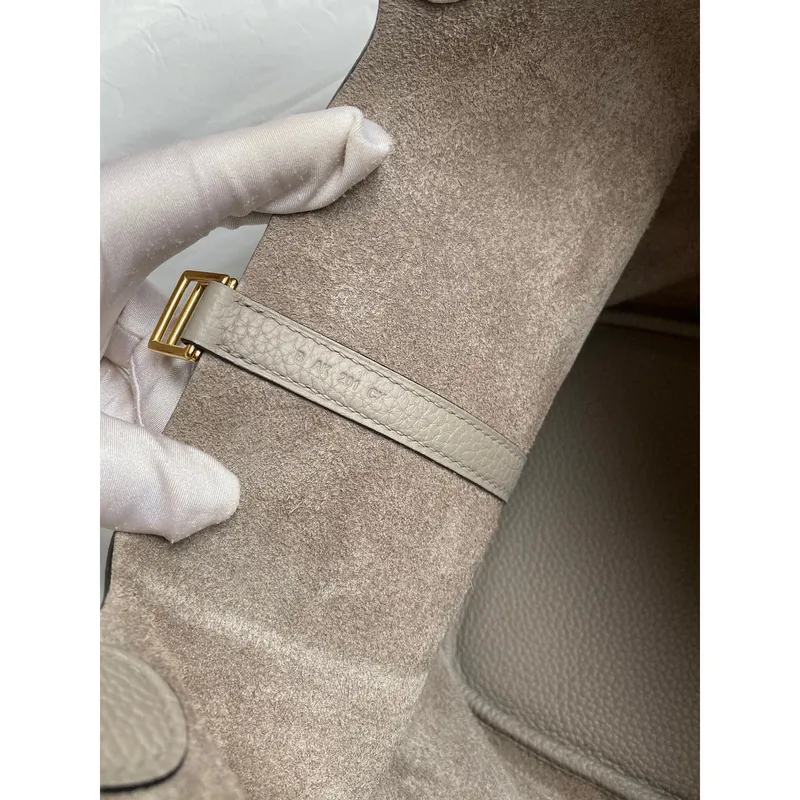 Hermes Picotin Lock 22 Ručně vyráběná taška v kůži Clemence v odstínu Gris Asphalt