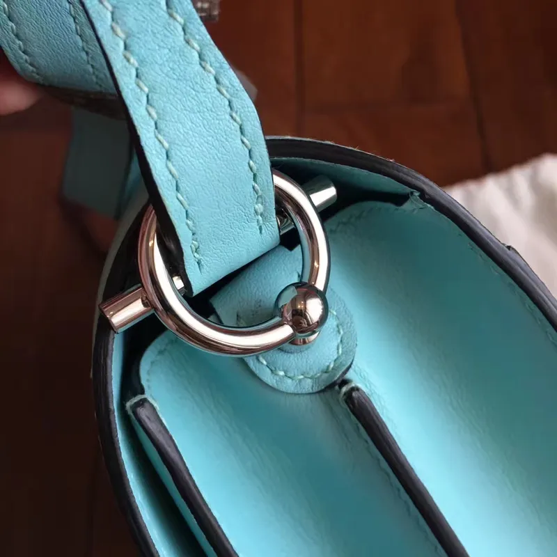 Hermes Mini Sac Roulis Taška v modrém atolu z jemné kůže