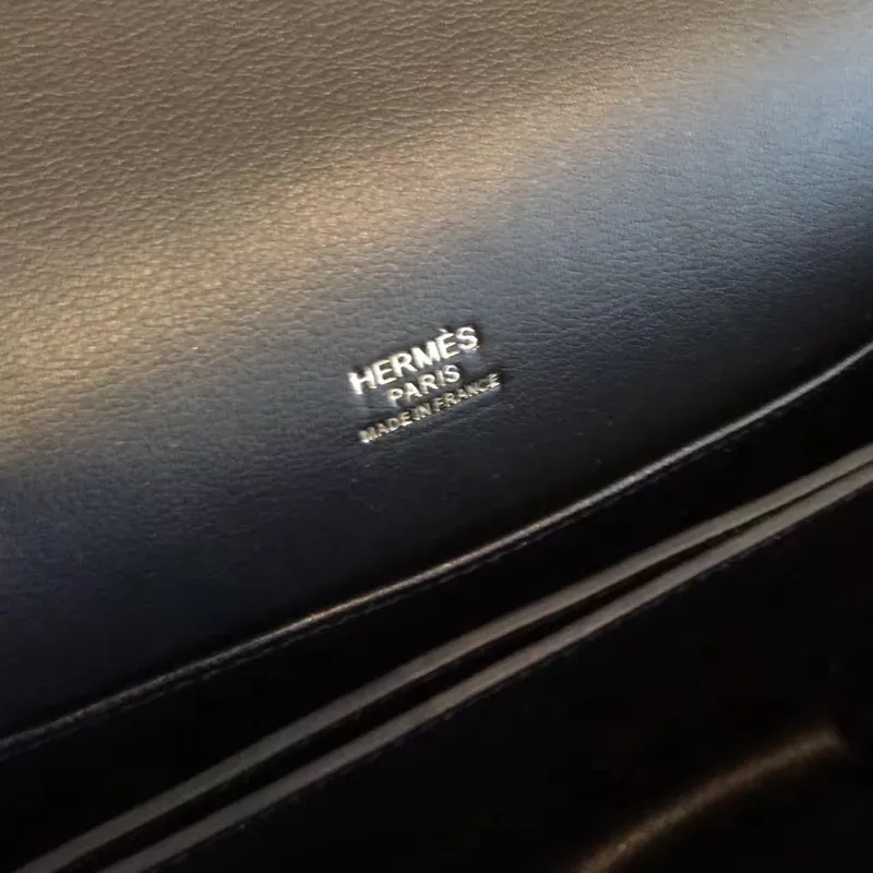 Hermes Mini Sac Roulis Taška v černé kůži Swift