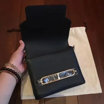 Hermes Mini Sac Roulis Taška v černé kůži Swift