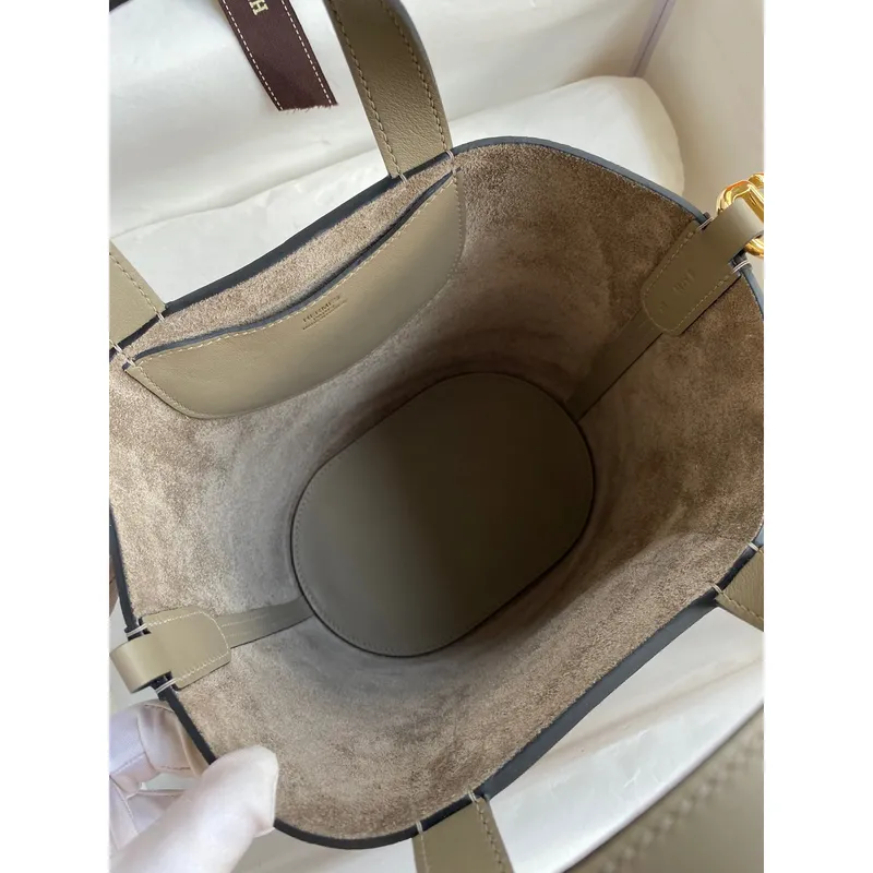 Hermes In The Loop 18 Ručně vyráběná taška v kůži Clemence v odstínu Gris Asphalt