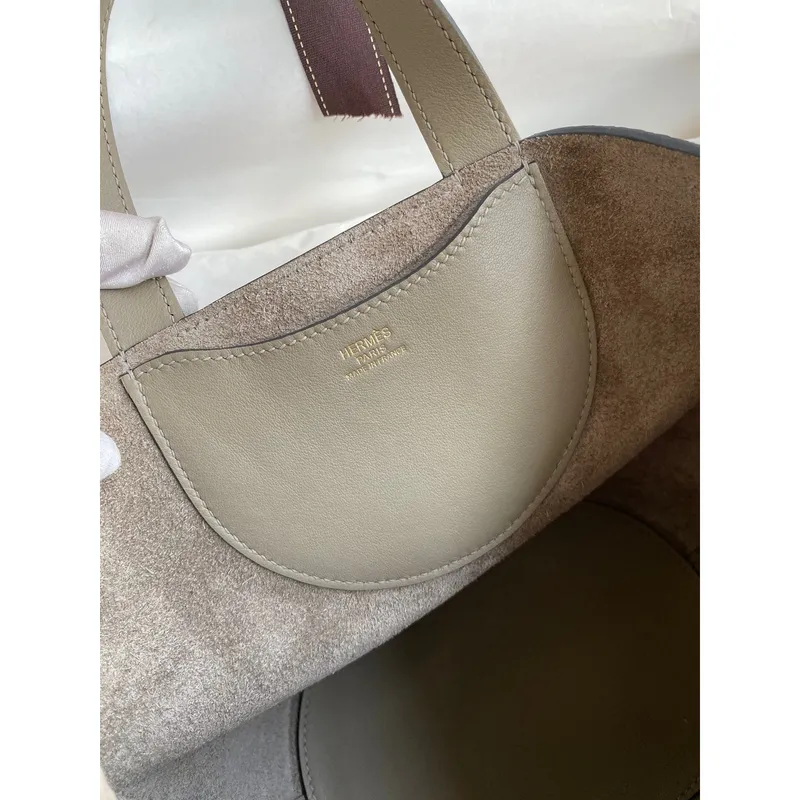 Hermes In The Loop 18 Ručně vyráběná taška v kůži Clemence v odstínu Gris Asphalt