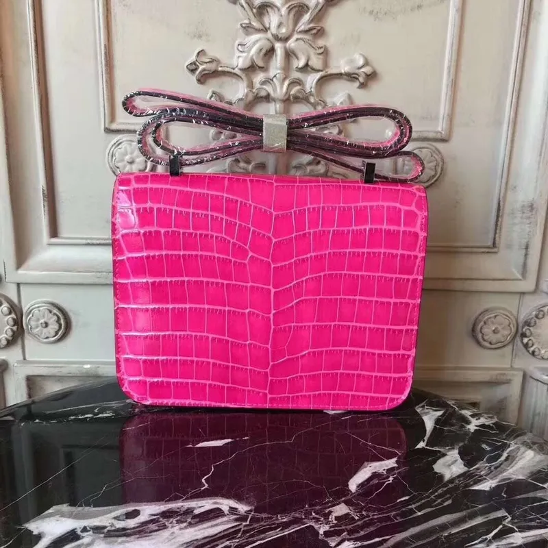 Hermes Rose Red Constance MM 24cm Krokodýlí Taška