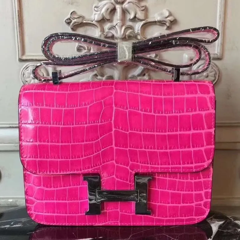 Hermes Rose Red Constance MM 24cm Krokodýlí Taška