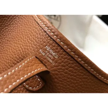 Hermes Evelyne III TPM Taška z zlaté kůže Clemence