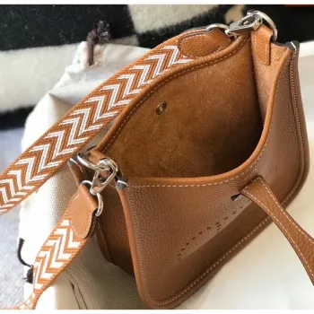 Hermes Evelyne III TPM Taška z zlaté kůže Clemence