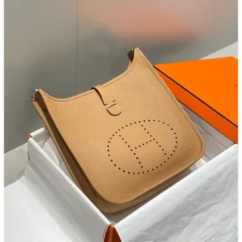 Taška Hermes Evelyne III 29 v kůži Chai Clemence