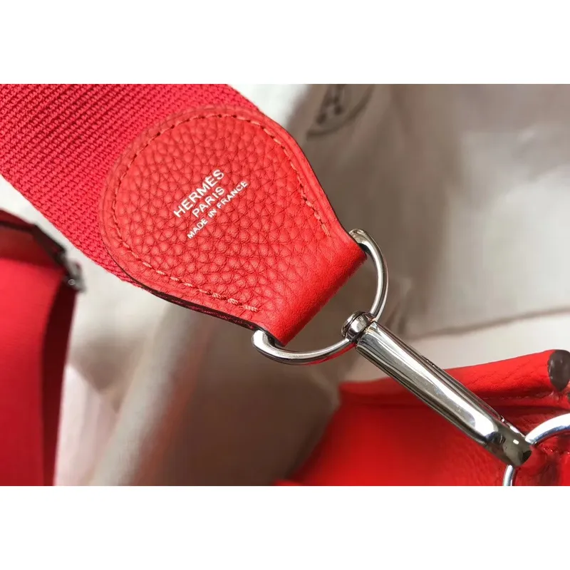 Hermes Evelyne III 29 Taška v červené kůži Clemence