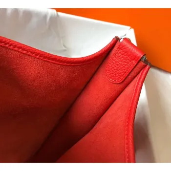 Hermes Evelyne III 29 Taška v červené kůži Clemence
