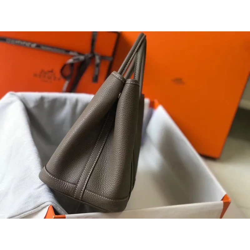 Hermes Garden Party 30 Taška v taupe kůži Clemence