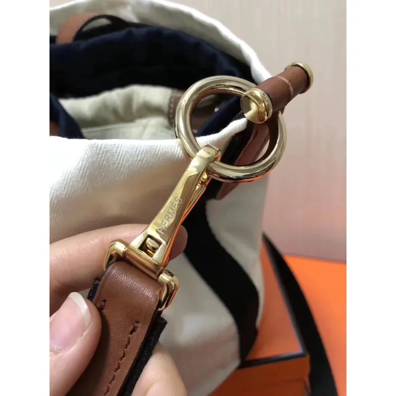 Hermes Taška na kosmetiku v bílé plátno