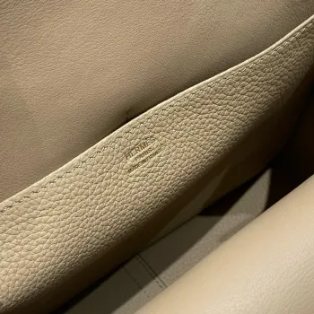 Taška Hermes Halzan 25 v kůži Clemence Trench