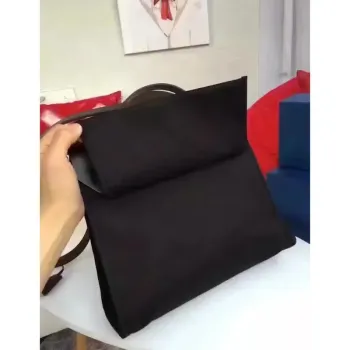 Hermes Herbag Zip PM 31cm Taška v černé plátno