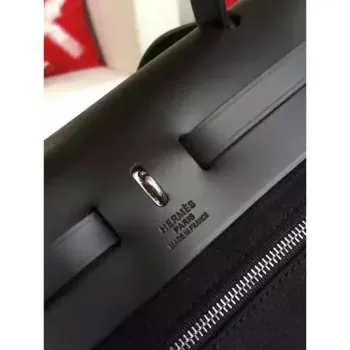 Hermes Herbag Zip PM 31cm Taška v černé plátno