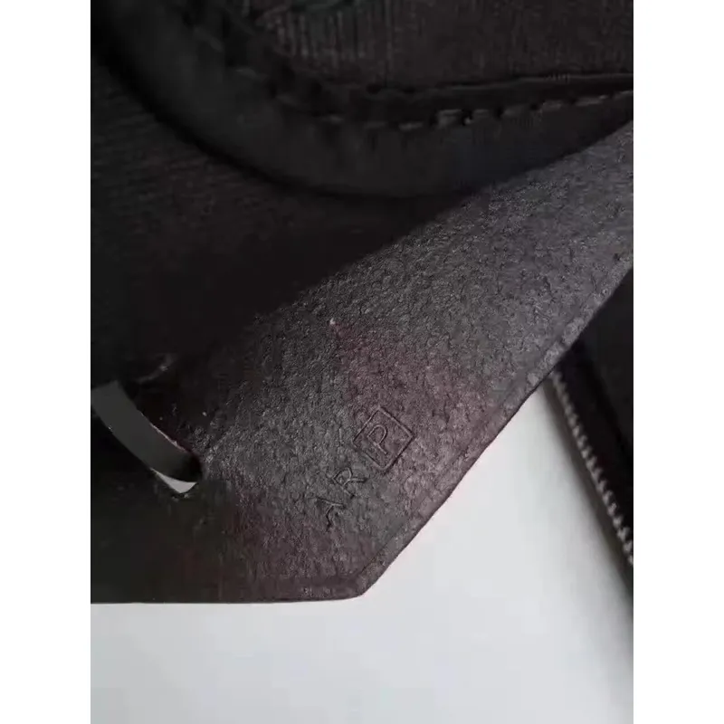 Hermes Herbag Zip PM 31cm Taška v černé plátno