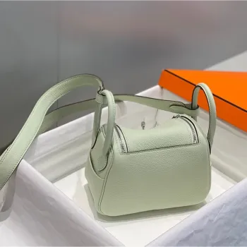 Hermes Lindy Mini Taška v barvě Vert Fizz z kůže Clemence s PHW