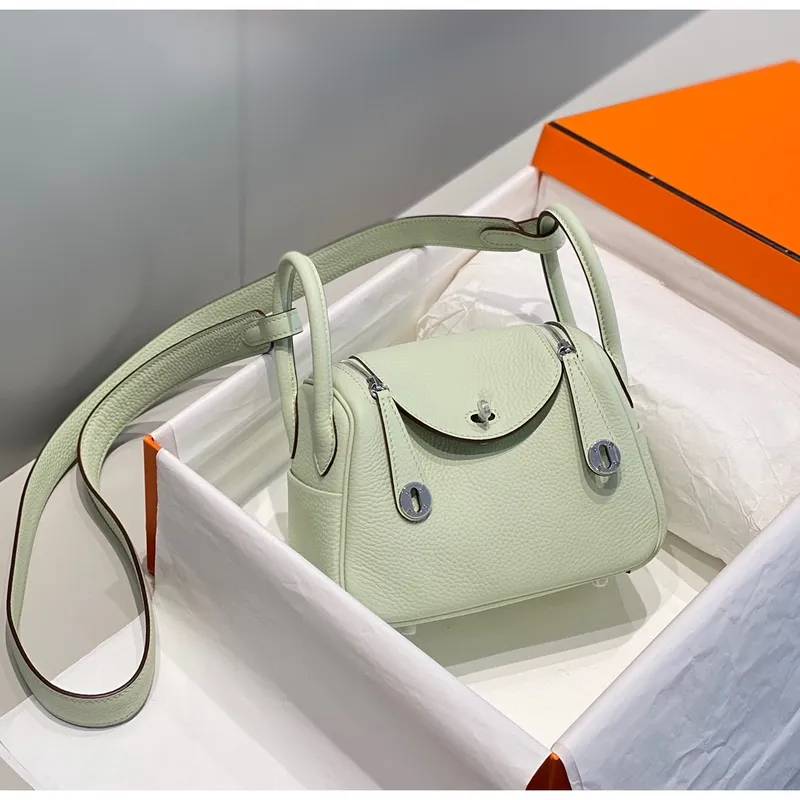 Hermes Lindy Mini Taška v barvě Vert Fizz z kůže Clemence s PHW
