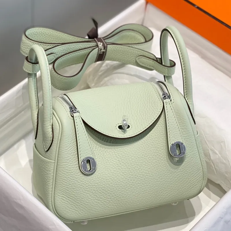 Hermes Lindy Mini Taška v barvě Vert Fizz z kůže Clemence s PHW