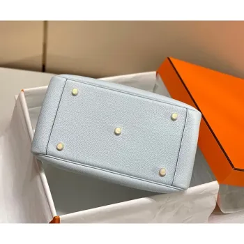 Taška Hermes Lindy 26cm v modré Brume z kůže Clemence s GHW