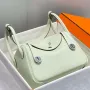 Hermes Lindy 26cm Taška v kůži Clemence v odstínu Vert Fizz s GHW