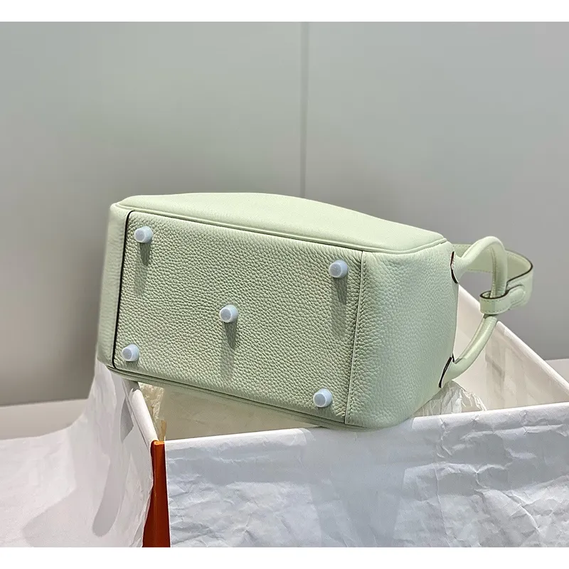 Hermes Lindy 26cm Taška v kůži Clemence v odstínu Vert Fizz s GHW